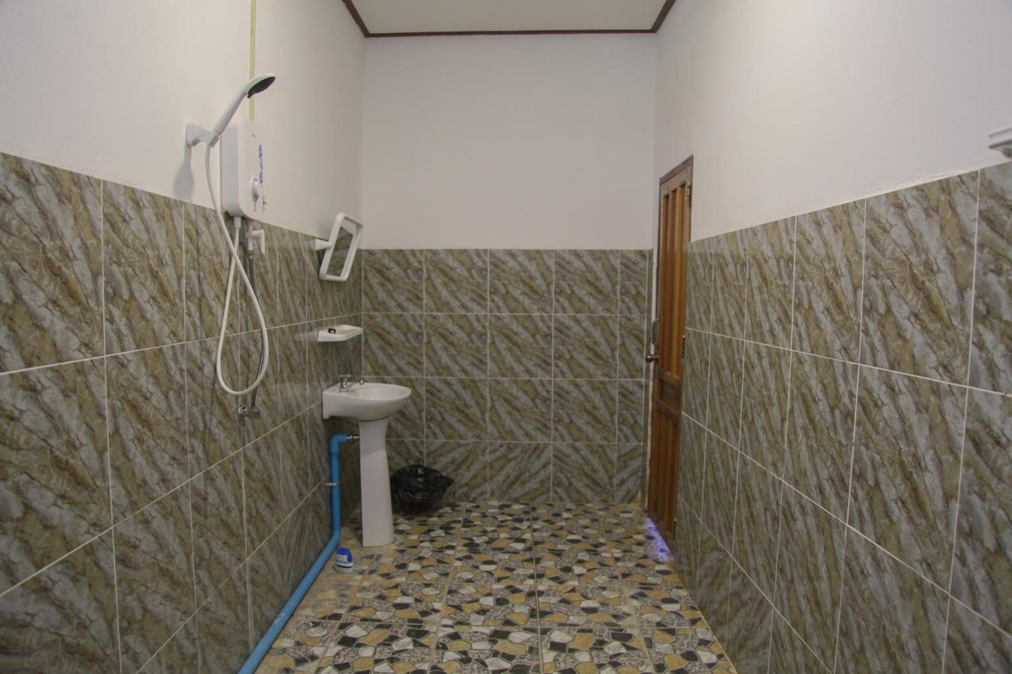 Dd Guesthouse Ванг Виенг Екстериор снимка