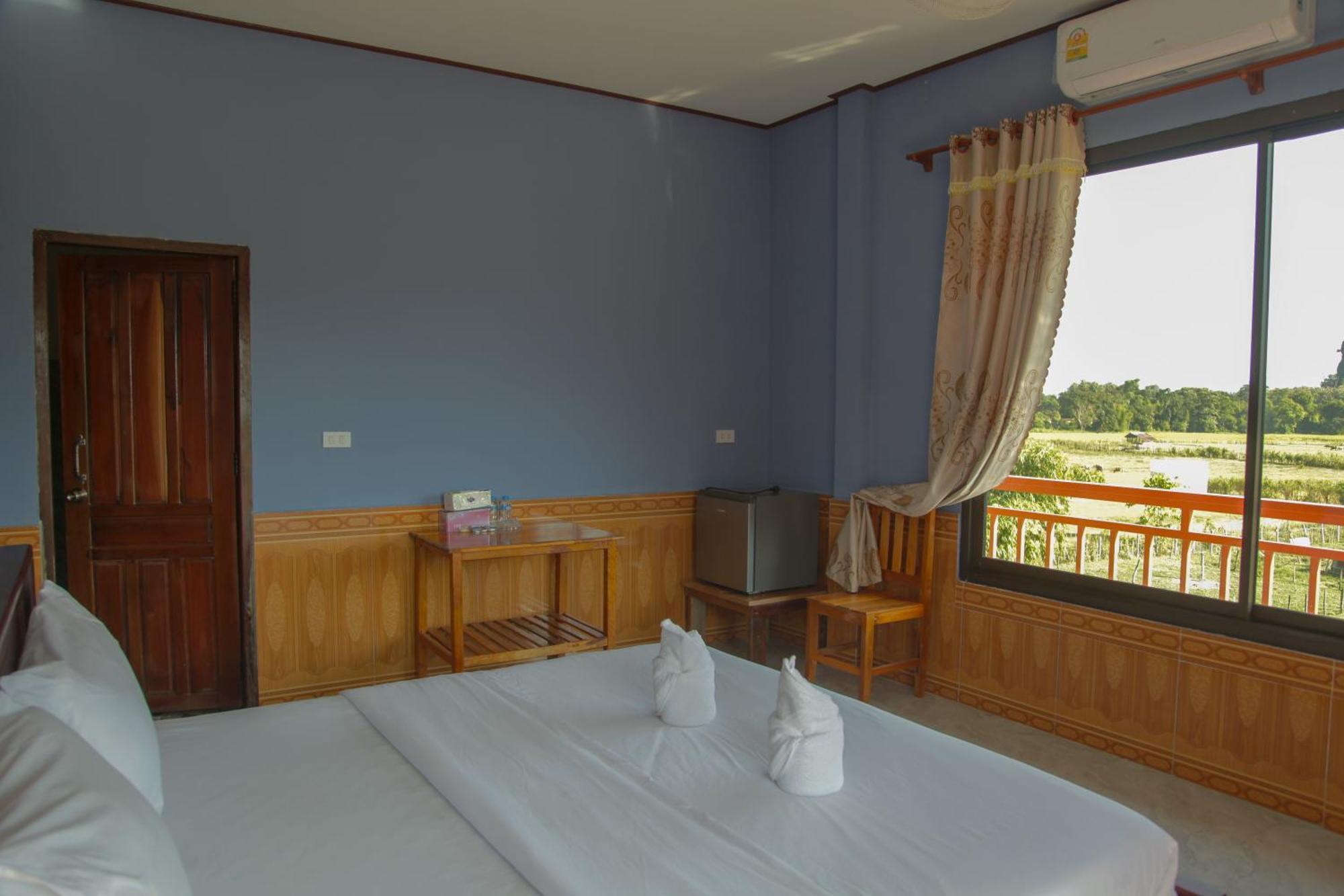 Dd Guesthouse Ванг Виенг Екстериор снимка